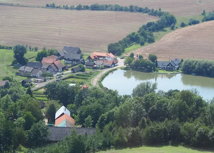 U Rybnika Strehom 3* Dolní Bousov